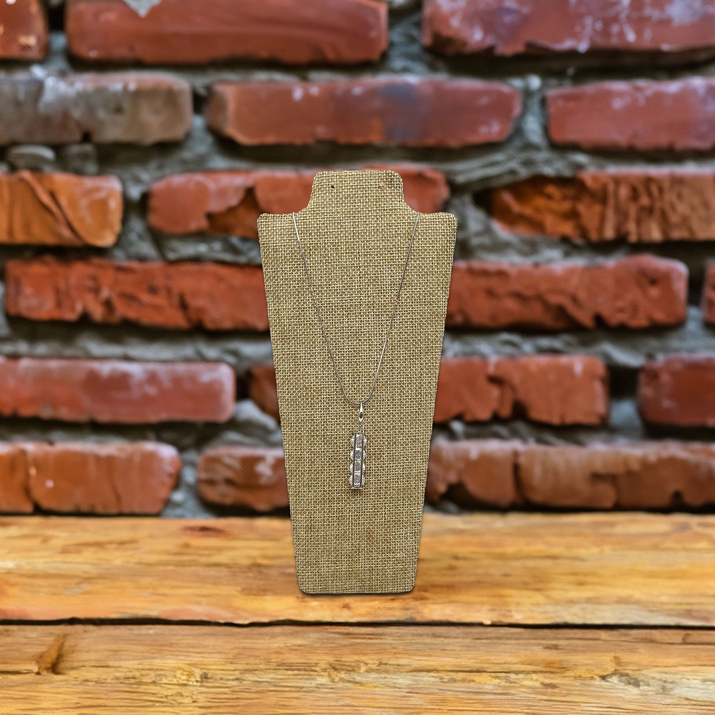 8 7/8" Beige Burlap Necklace and Earring Easel Neckform (2-Pack)