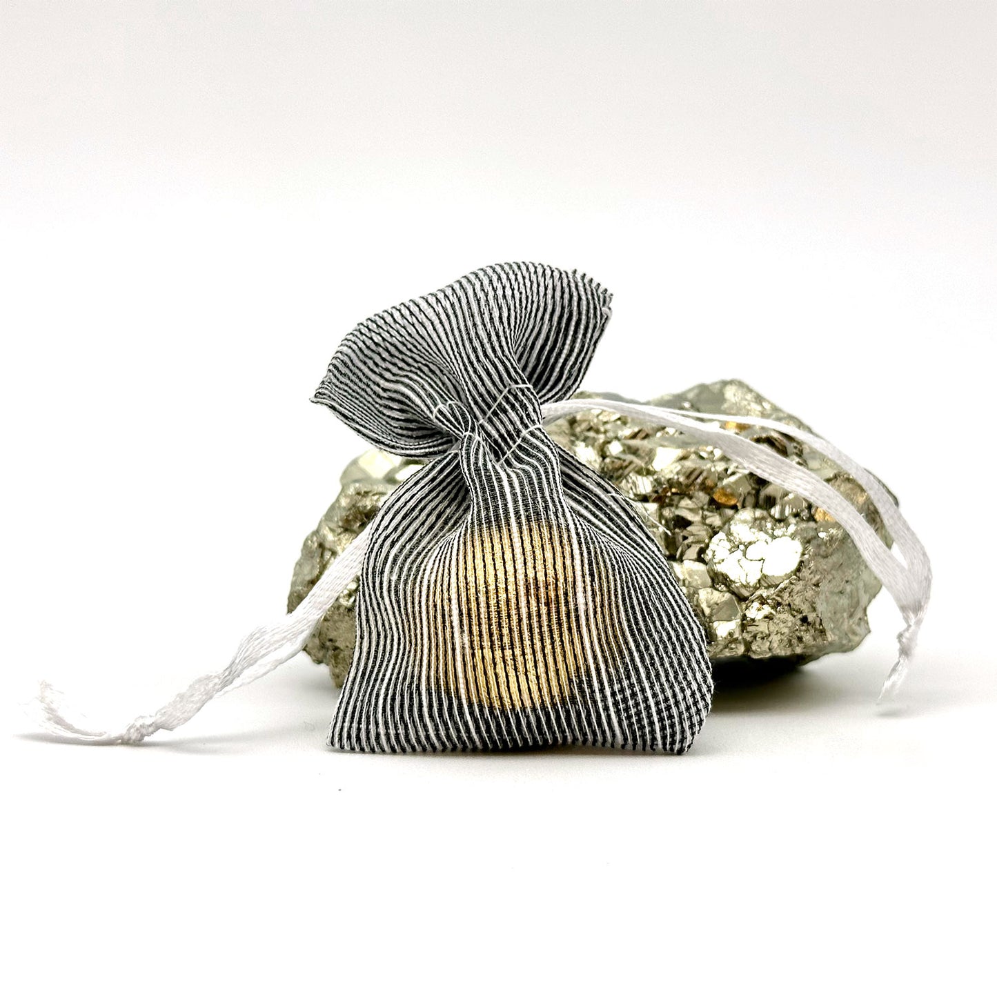 96-Pack Black Striped Weave Organza Drawstring Pouch Gift Bags
