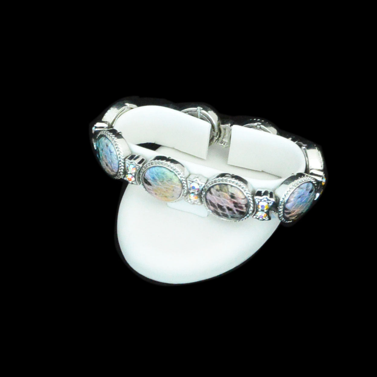 White Leatherette Horizontal Watch Bracelet Jewelry Display