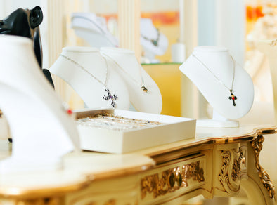The Psychology of Visual Merchandising: How Necklace Bust Displays Influence Buyers