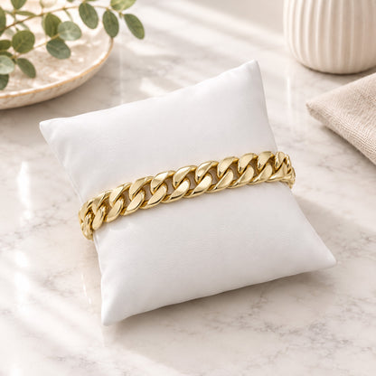 4" x 4" White Leatherette Pillow Jewelry Display for Bracelets or Watches