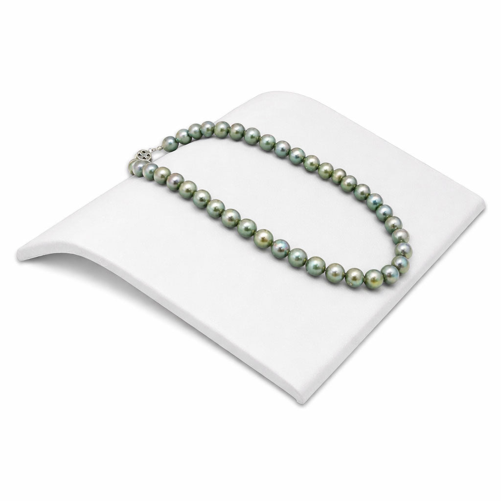 8" x 7 1/2" White Leatherette Curved Jewelry Display Ramp