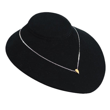Black Velvet Lay Down Necklace Bust