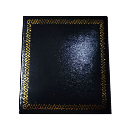 Single Door Deluxe Black Leatherette Pendant Necklace Box
